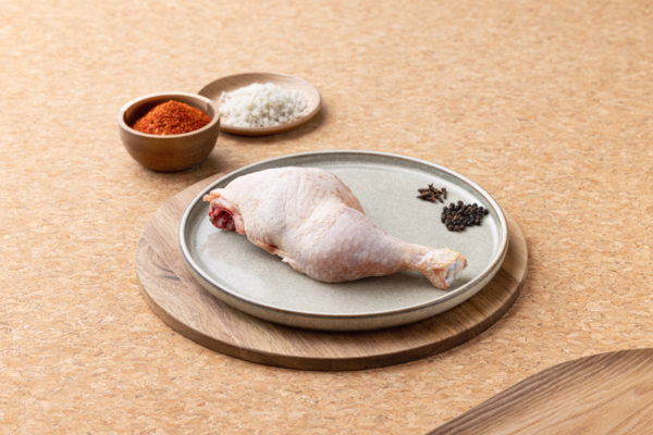 Cuisse de poulet avec dos