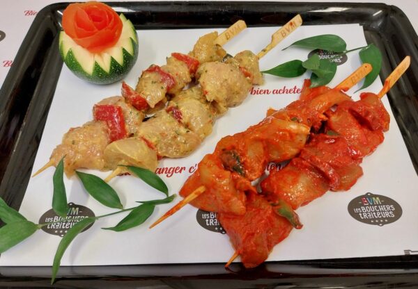 Brochette de filet de poulet marinée
